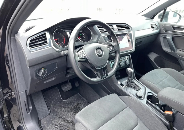 Volkswagen Tiguan cena 119500 przebieg: 58900, rok produkcji 2019 z Żarki małe 497